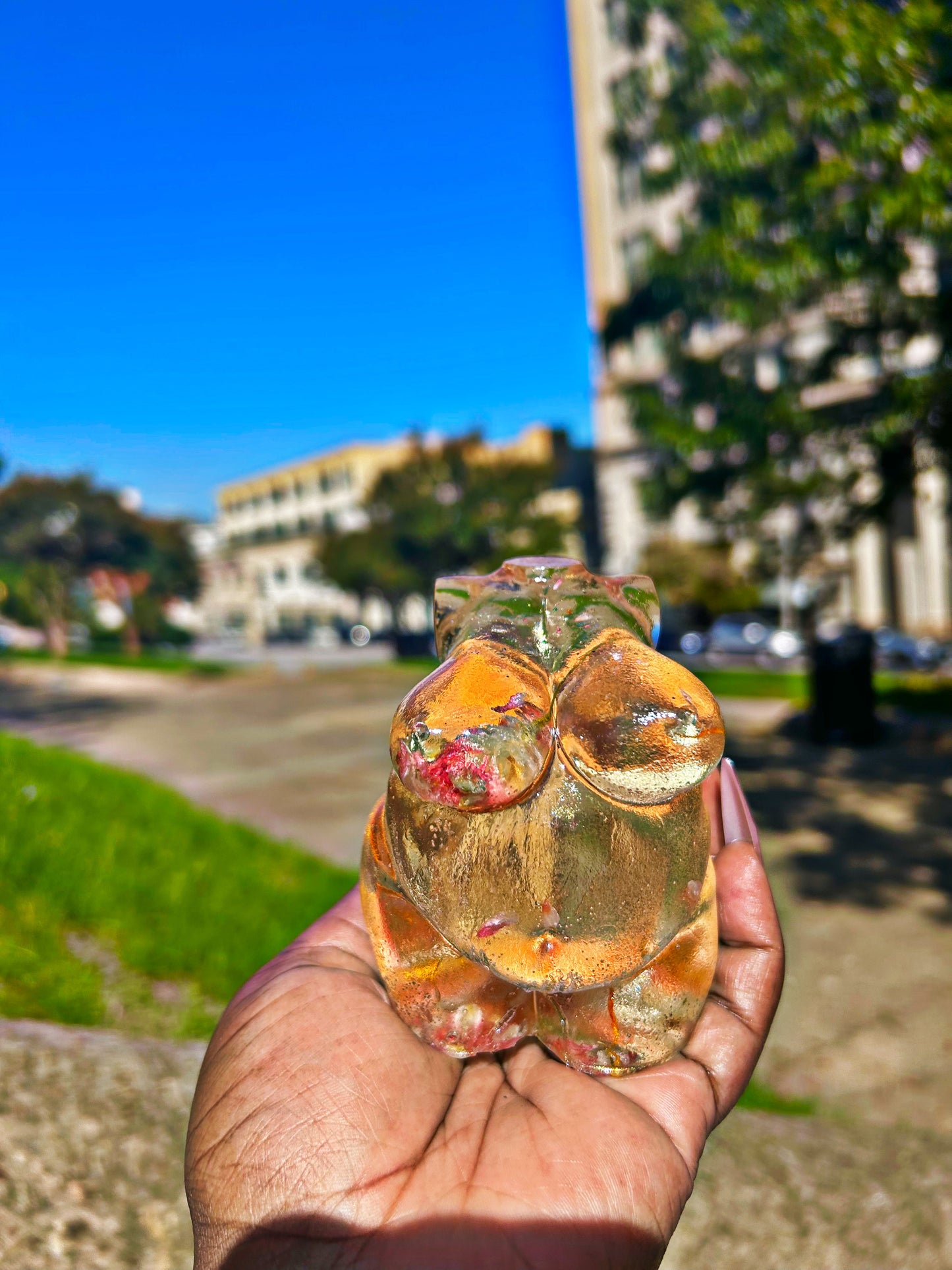 Plus Sized Fat Body Positive Resin Body Sculpture Flowers